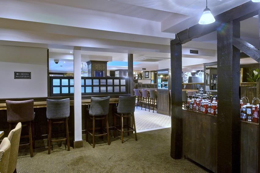 The Bath Arms Wetherspoon Hotell Warminster Exteriör bild
