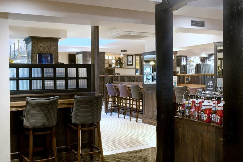 The Bath Arms Wetherspoon Hotell Warminster Exteriör bild